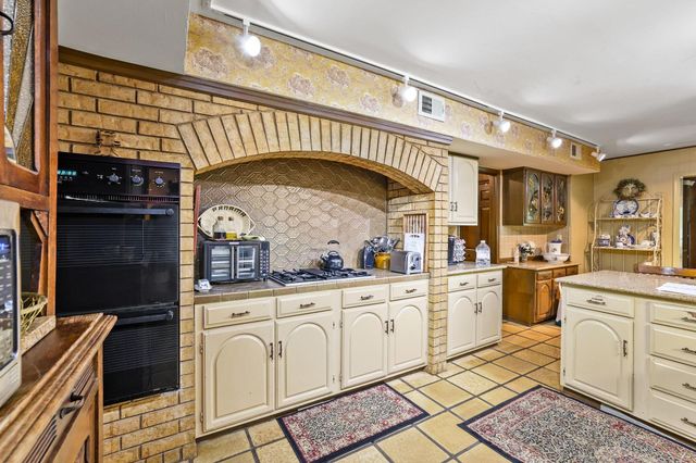 2531 Shoreline Drive, Sherman, TX 75092
