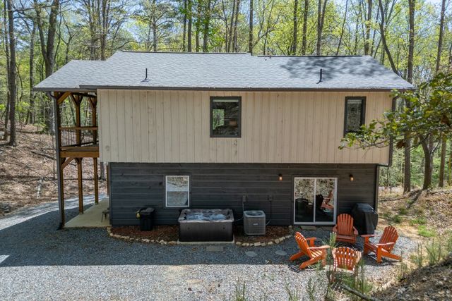 164 Echo Lane, Ellijay, GA 30540