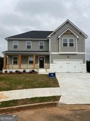 206 Freshwater Court, Lagrange, GA 30241