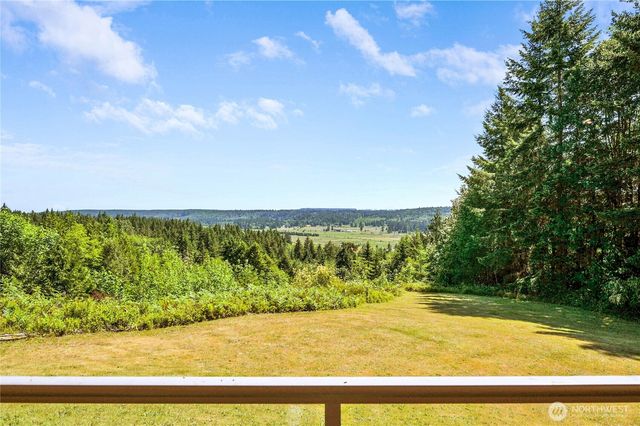 474 Blue Mountain Road, Chimacum, WA 98325