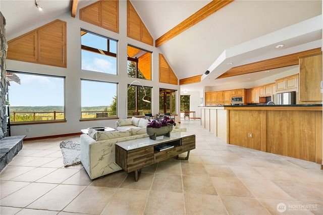 474 Blue Mountain Road, Chimacum, WA 98325