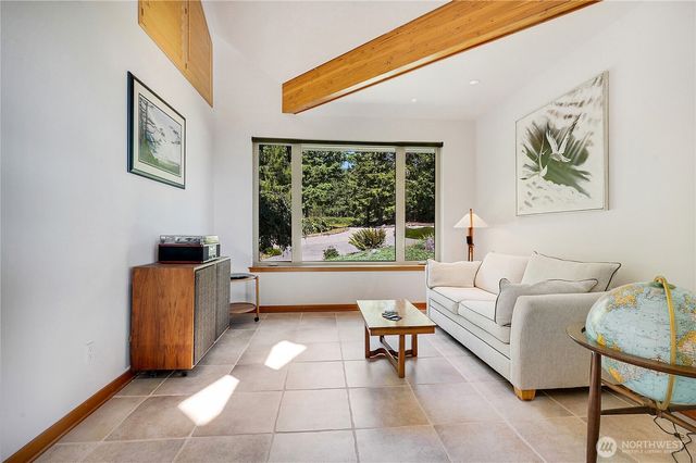 474 Blue Mountain Road, Chimacum, WA 98325