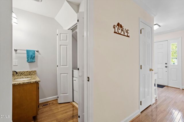 6707 Queen Annes Drive, Raleigh, NC 27613