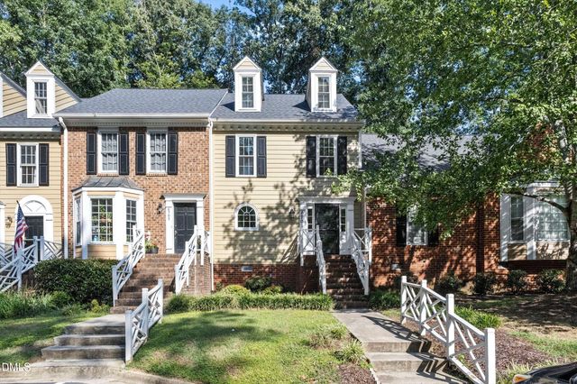 6707 Queen Annes Drive, Raleigh, NC 27613