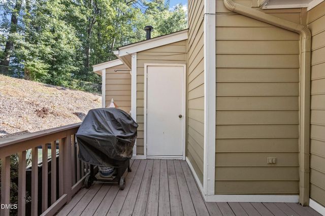 6707 Queen Annes Drive, Raleigh, NC 27613