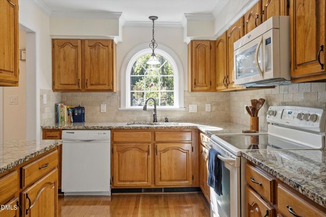 6707 Queen Annes Drive, Raleigh, NC 27613