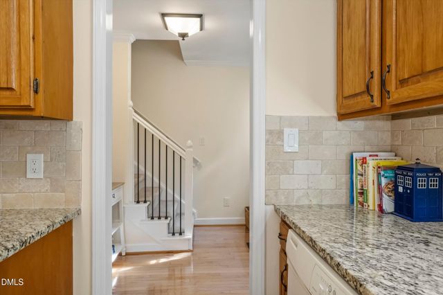 6707 Queen Annes Drive, Raleigh, NC 27613