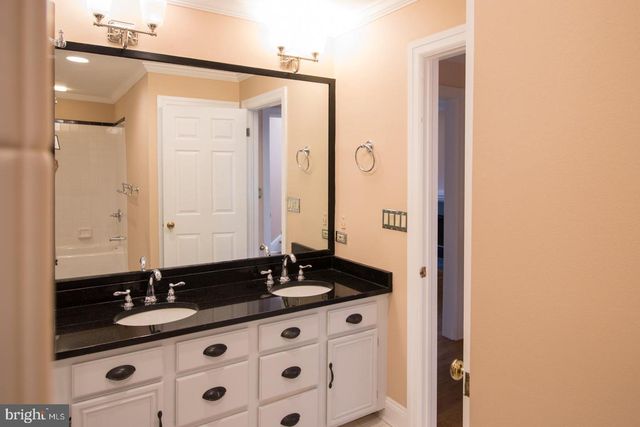 42 GOVERNORS LN, Princeton, NJ 08540
