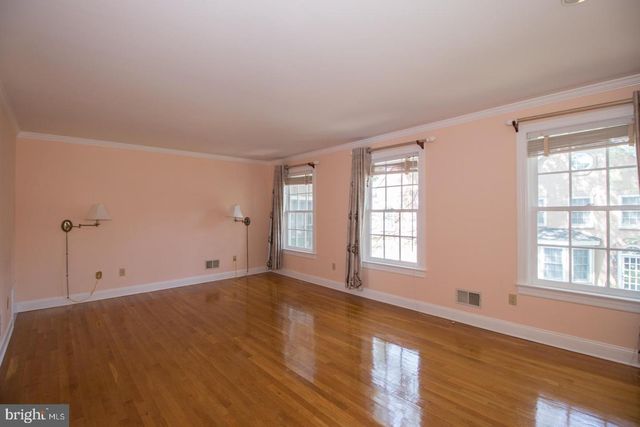 42 GOVERNORS LN, Princeton, NJ 08540