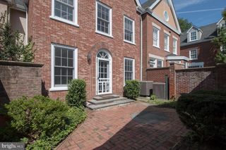 42 GOVERNORS LN, Princeton, NJ 08540