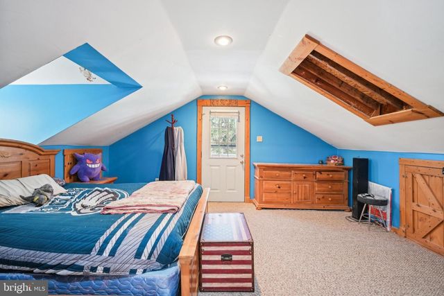 313 MAPLE RD, Mount Laurel, NJ 08054