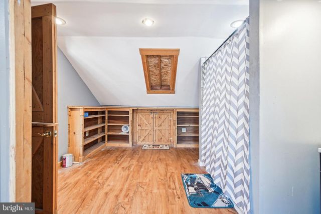 313 MAPLE RD, Mount Laurel, NJ 08054