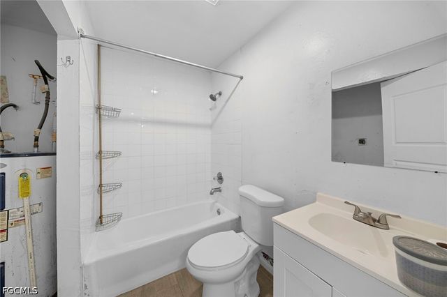 322 louise AVE A, Fort Myers, FL 33916