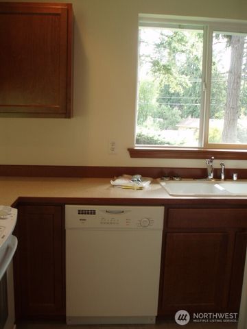 7223 Vandermark Road E, Bonney Lake, WA 98391