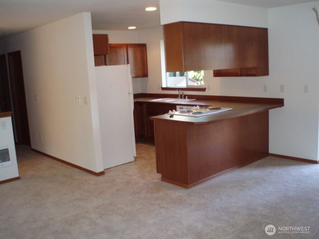 7223 Vandermark Road E, Bonney Lake, WA 98391