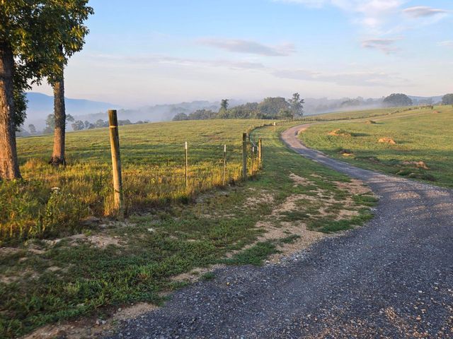 1108 Neergaard Lane, Dunlap, TN 37327