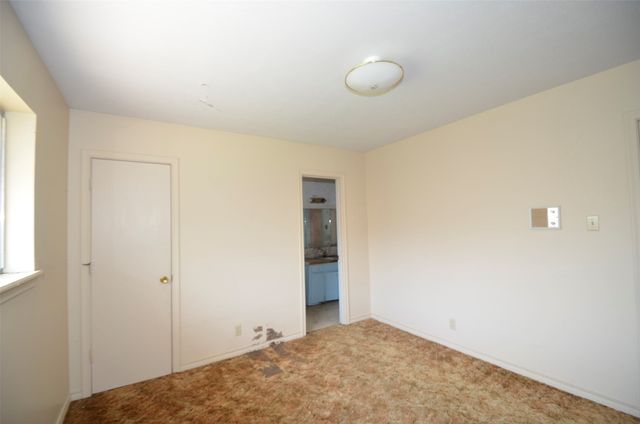 1705 W Shields Drive, Sherman, TX 75092