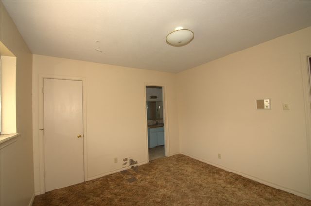 1705 W Shields Drive, Sherman, TX 75092