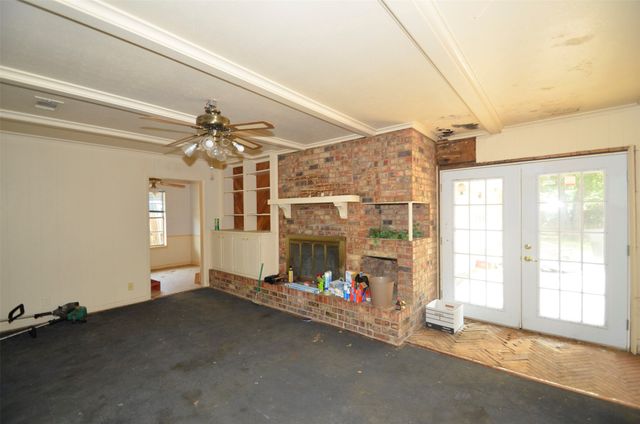 1705 W Shields Drive, Sherman, TX 75092