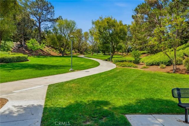 8 Meadowood, Aliso Viejo, CA 92656