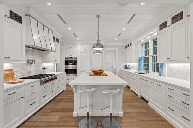 449 Australian Avenue, Palm Beach, FL 33480