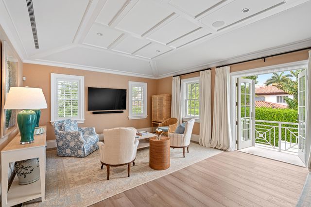 449 Australian Avenue, Palm Beach, FL 33480