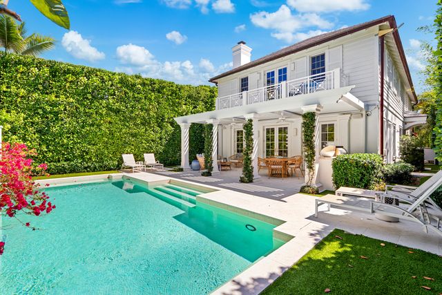 449 Australian Avenue, Palm Beach, FL 33480