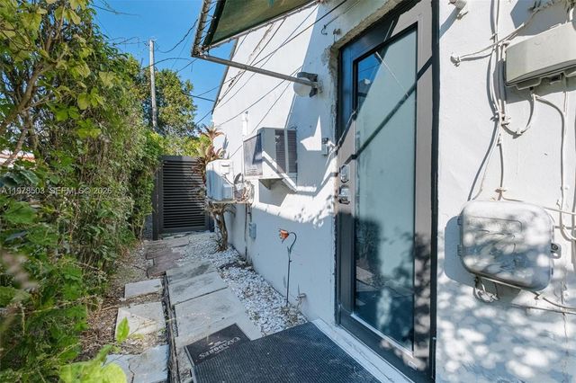 2520 SW 20th Street 1, Miami, FL 33145