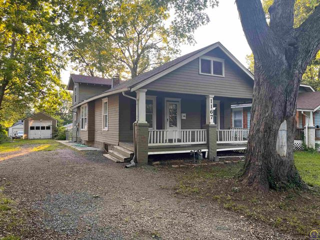 1167 SW Wayne AVE, Topeka, KS 66604