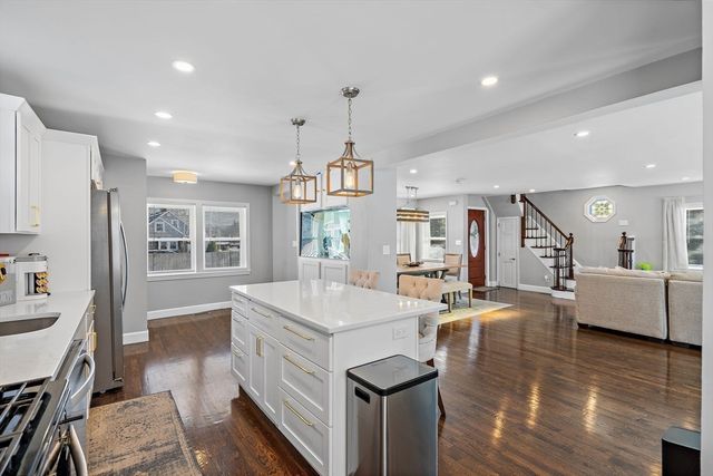 463 Pleasant St, East Bridgewater, MA 02333