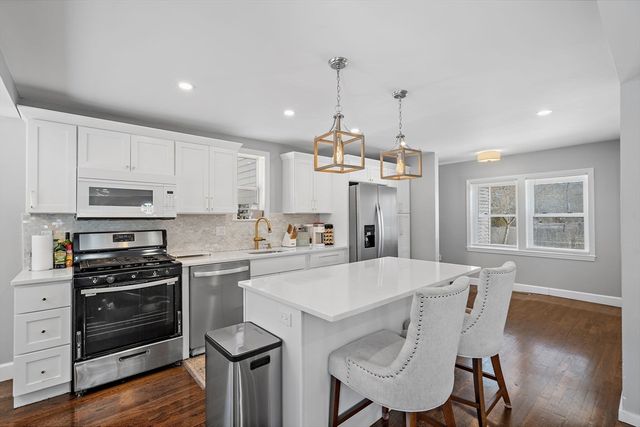 463 Pleasant St, East Bridgewater, MA 02333