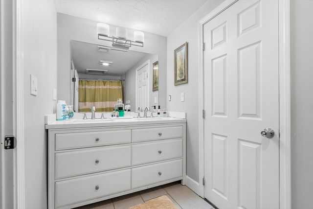 463 Pleasant St, East Bridgewater, MA 02333