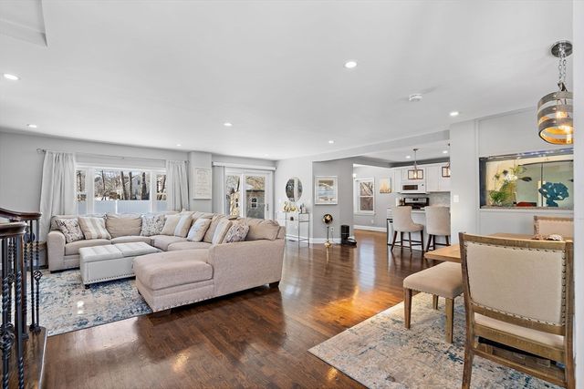 463 Pleasant St, East Bridgewater, MA 02333