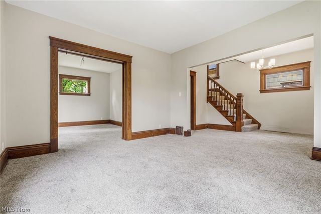 1387 S Seneca Avenue, Alliance, OH 44601