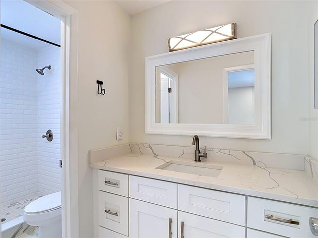 4321 FOXGLEN LANE, Tampa, FL 33624