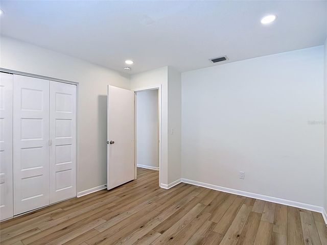 4321 FOXGLEN LANE, Tampa, FL 33624