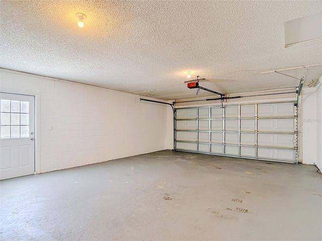 4321 FOXGLEN LANE, Tampa, FL 33624