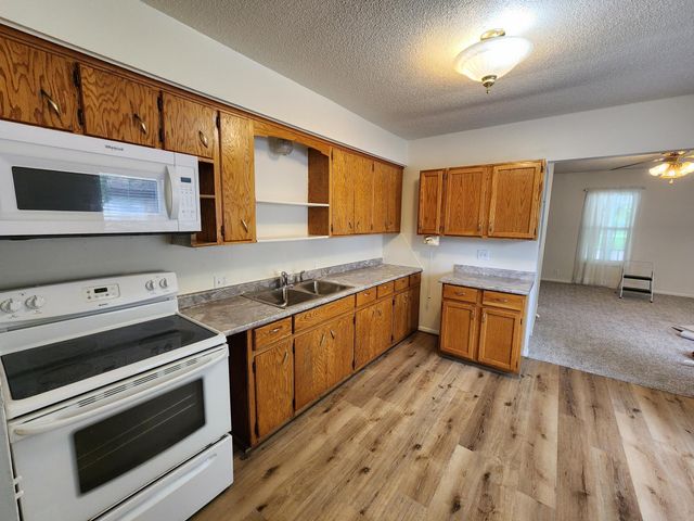 412 W 3rd Street, Monticello, MN 55362