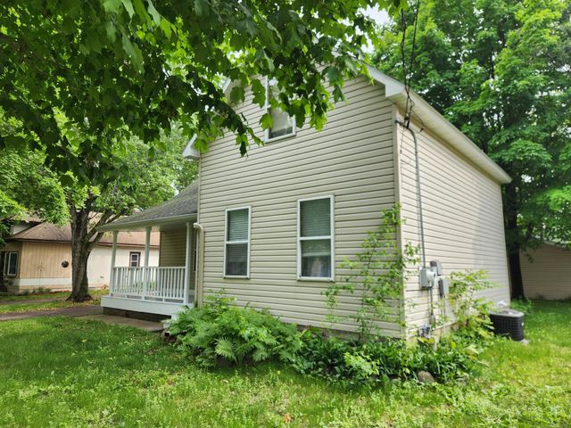 412 W 3rd Street, Monticello, MN 55362