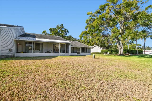 3088 GROVEWOOD BOULEVARD B, Palm Harbor, FL 34683