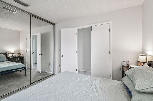 3088 GROVEWOOD BOULEVARD B, Palm Harbor, FL 34683