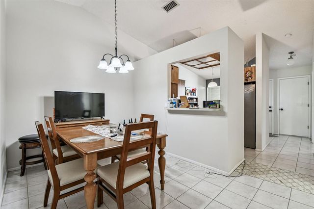 3088 GROVEWOOD BOULEVARD B, Palm Harbor, FL 34683