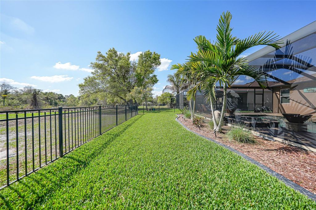 Image 13 of property listing at 10102 WINDING RIVER ROAD, Punta Gorda, FL 33950
