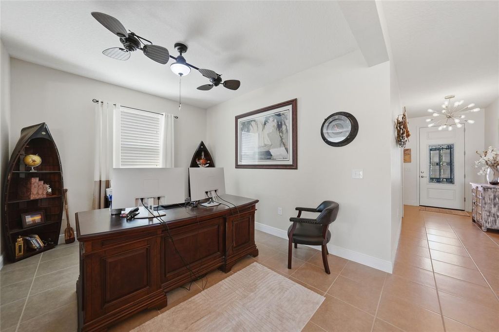 Image 34 of property listing at 10102 WINDING RIVER ROAD, Punta Gorda, FL 33950