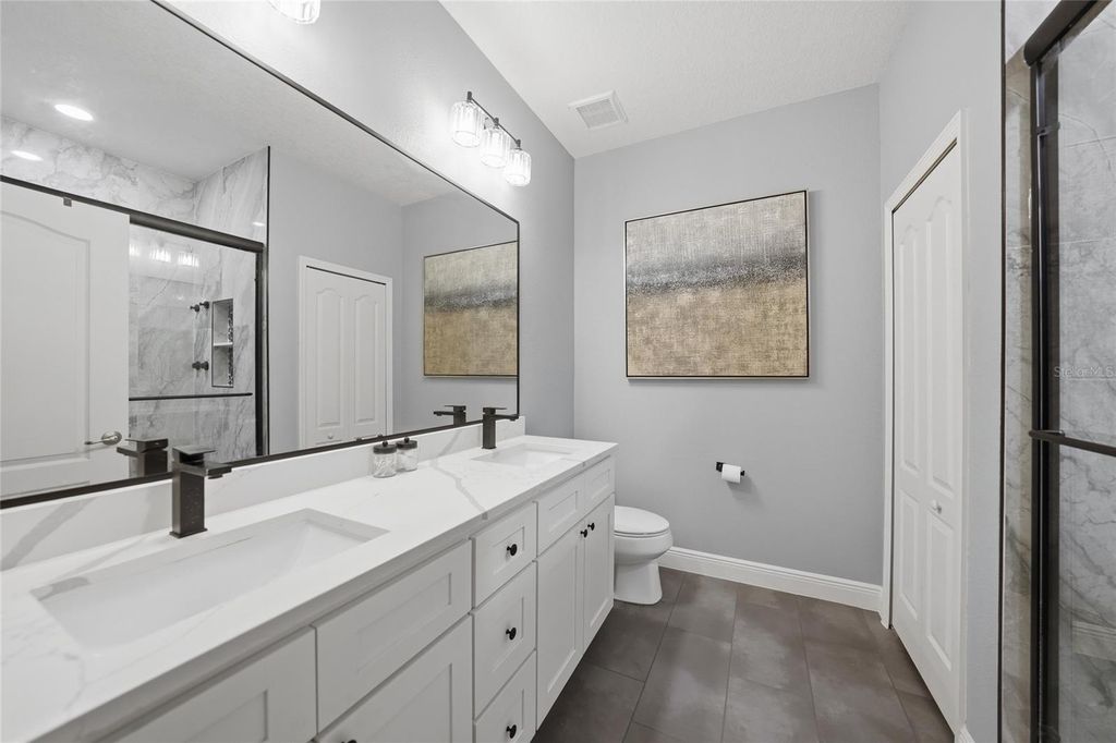 Image 38 of property listing at 10102 WINDING RIVER ROAD, Punta Gorda, FL 33950