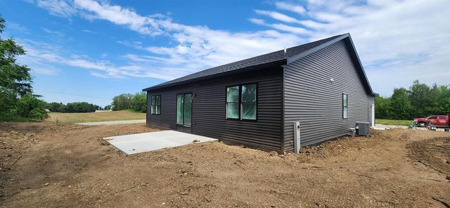 101 Rolling Meadow Drive, Darien, WI 53114