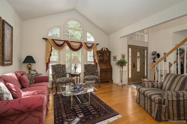 1708 Devonwood Drive, Rochester Hills, MI 48306