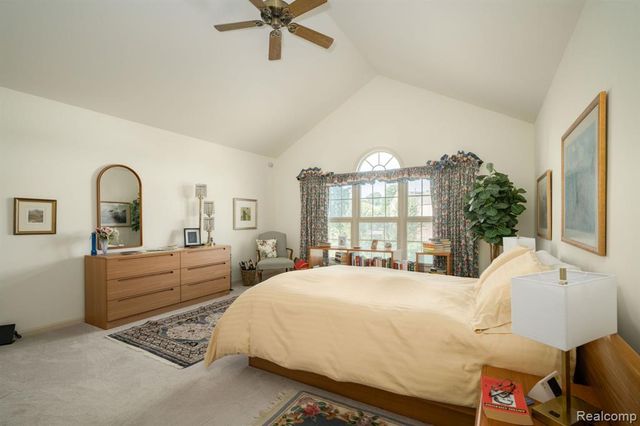 1708 Devonwood Drive, Rochester Hills, MI 48306