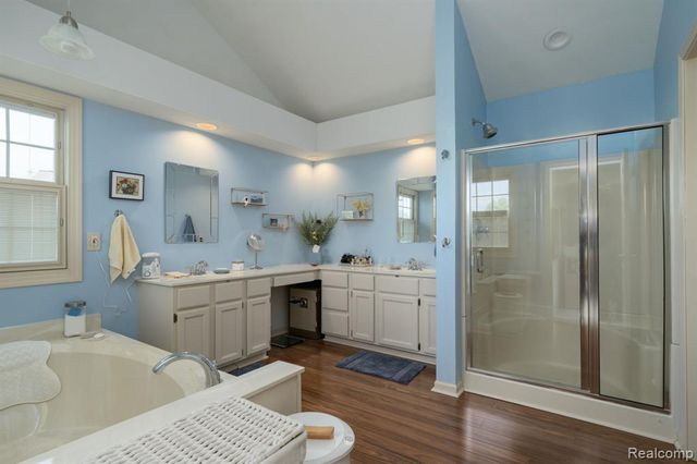1708 Devonwood Drive, Rochester Hills, MI 48306