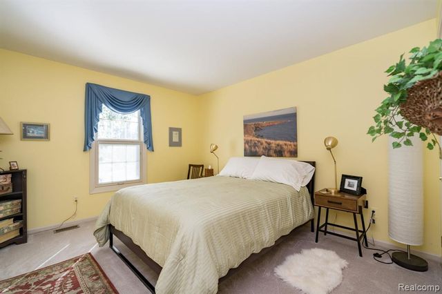 1708 Devonwood Drive, Rochester Hills, MI 48306
